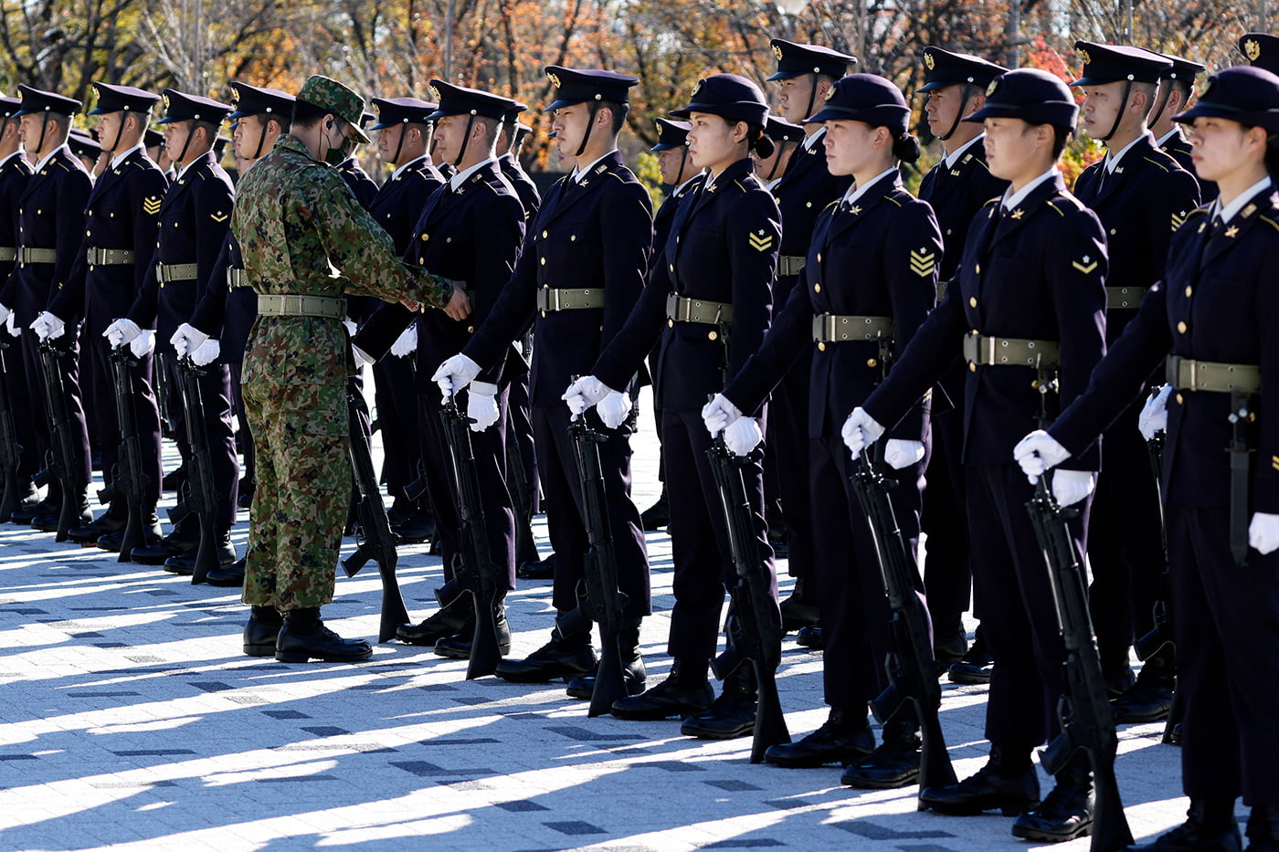 Japanese Military Uniform A Closer Look At Japan S Current Uniform Design Army Uniform